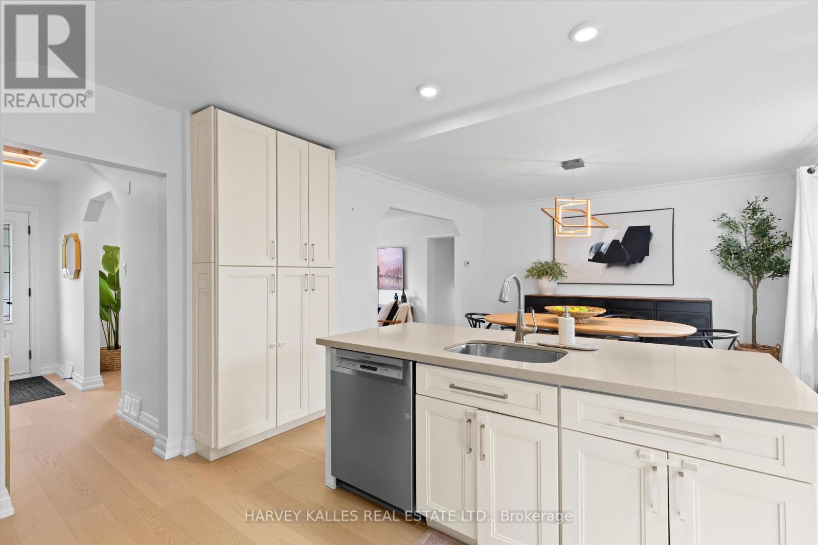 84 Lynnhaven Road, Toronto, Ontario  M6A 2K9 - Photo 16 - C13658576