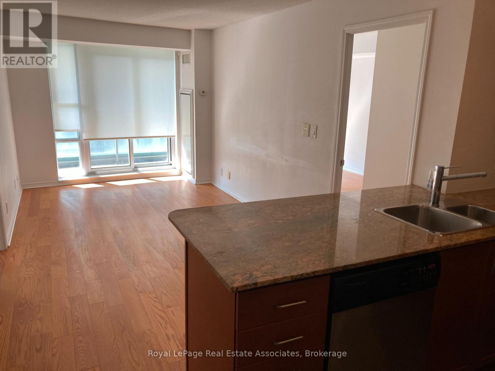 911 - 736 Spadina Avenue, Toronto (University), Ontario  M5S 2J6 - Photo 7 - C13658614