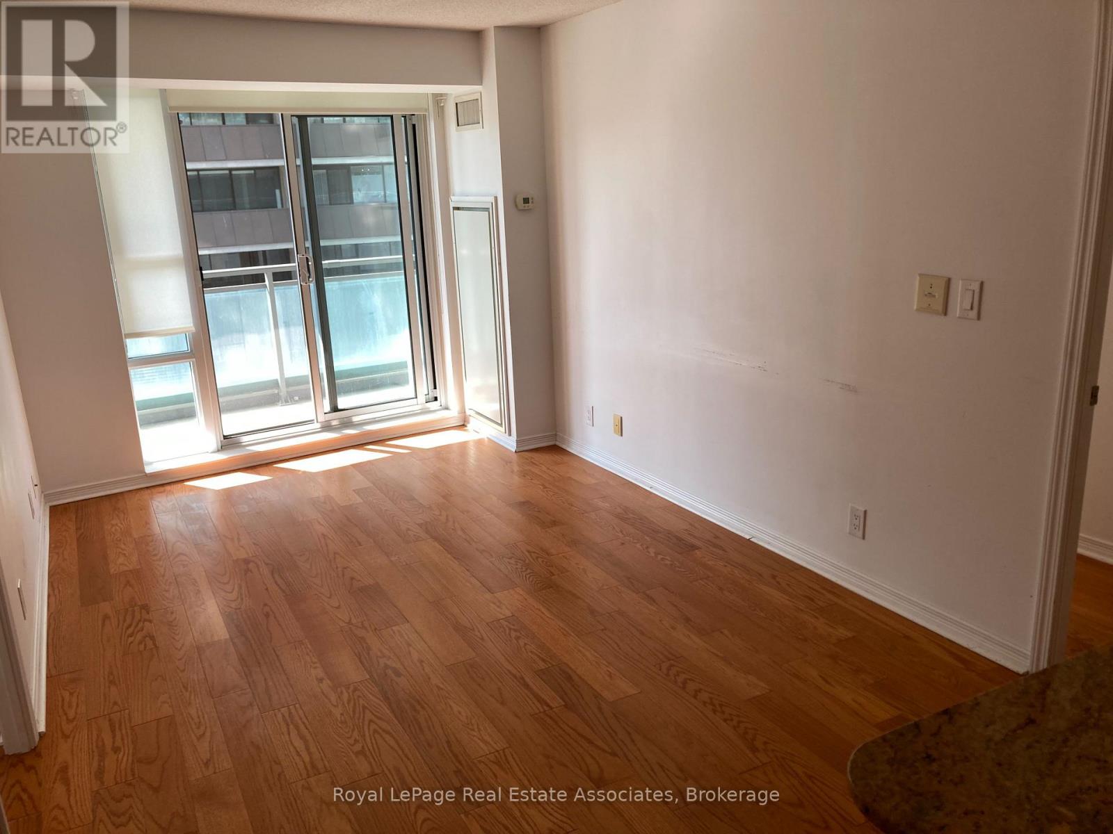911 - 736 Spadina Avenue, Toronto (University), Ontario  M5S 2J6 - Photo 8 - C13658614