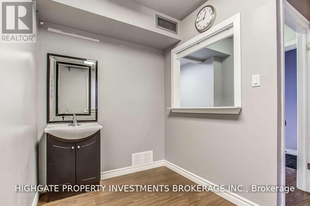 C - 3189 Yonge Street, Toronto, Ontario  M4N 2K9 - Photo 12 - C13658644