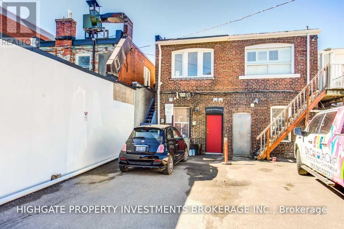 C - 3189 Yonge Street, Toronto, Ontario  M4N 2K9 - Photo 2 - C13658644