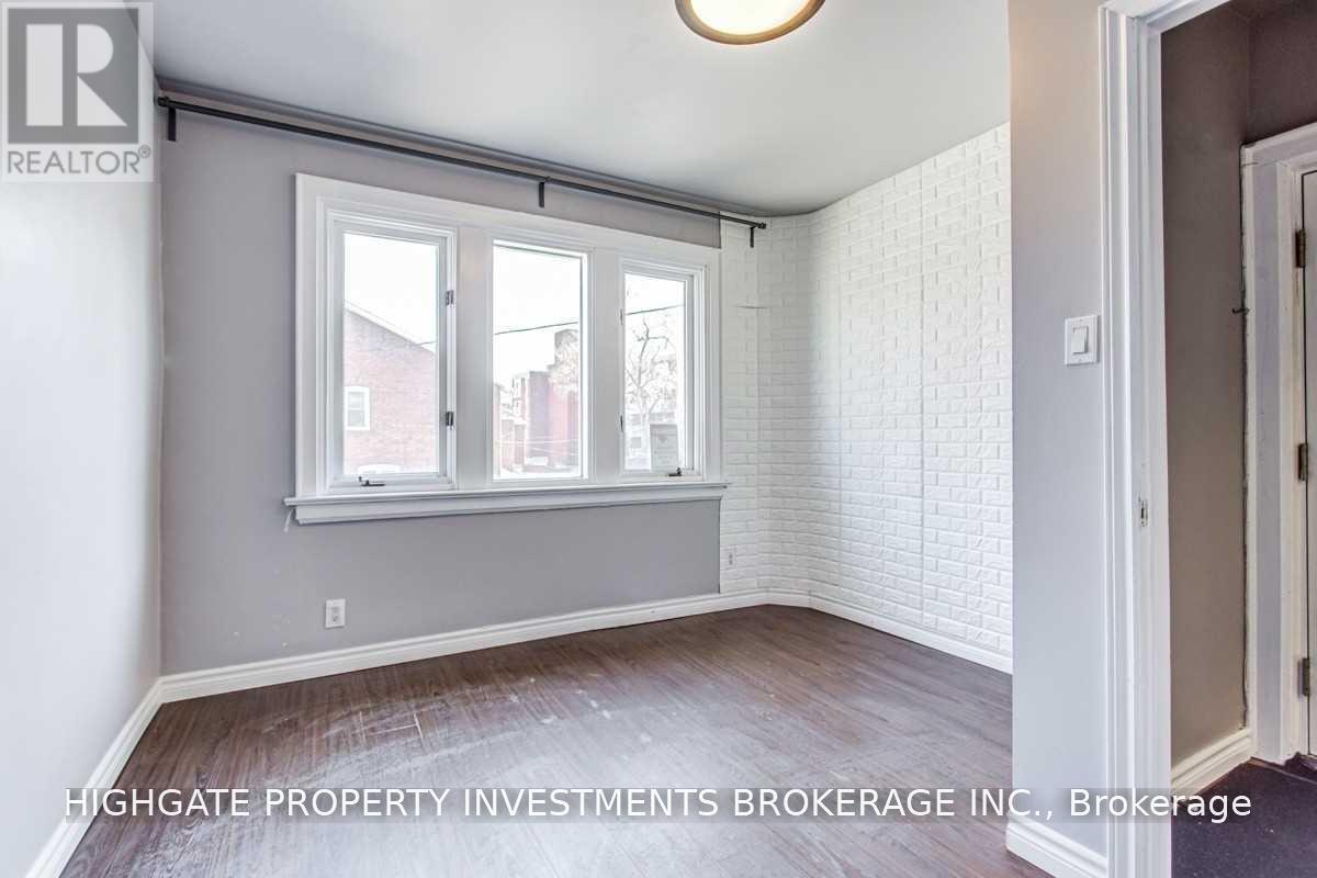 C - 3189 Yonge Street, Toronto, Ontario  M4N 2K9 - Photo 4 - C13658644