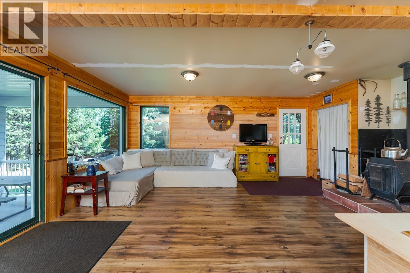 30 Corning Island, Fort Fraser, British Columbia  V0J 2S0 - Photo 12 - R3154094