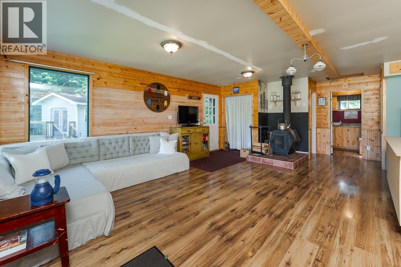 30 Corning Island, Fort Fraser, British Columbia  V0J 2S0 - Photo 13 - R3154094