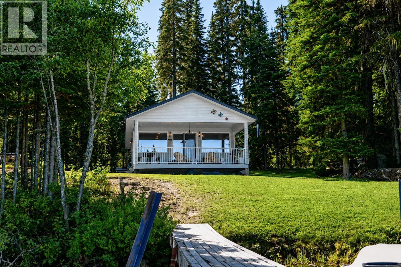 30 Corning Island, Fort Fraser, British Columbia  V0J 2S0 - Photo 2 - R3154094