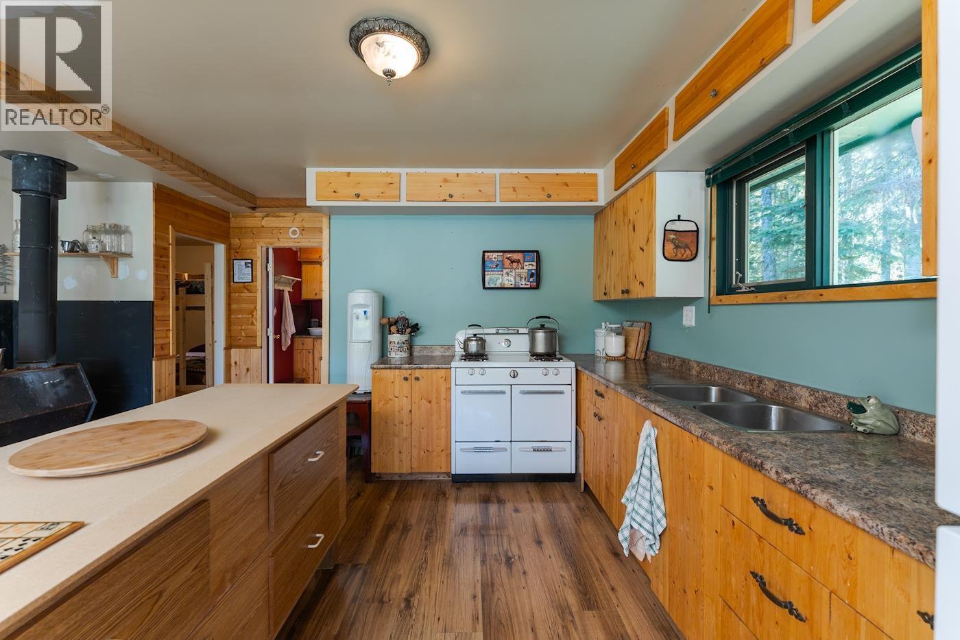 30 Corning Island, Fort Fraser, British Columbia  V0J 2S0 - Photo 9 - R3154094