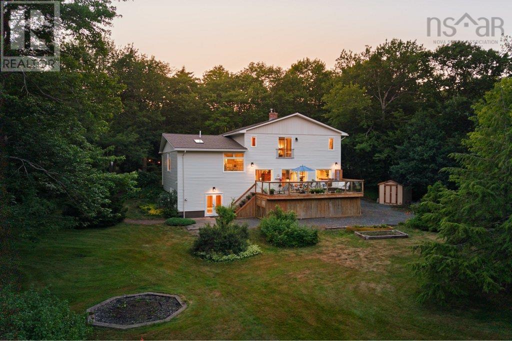 32 Halfway Lake Drive, Hammonds Plains, Nova Scotia  B4B 1N4 - Photo 39 - 202620177