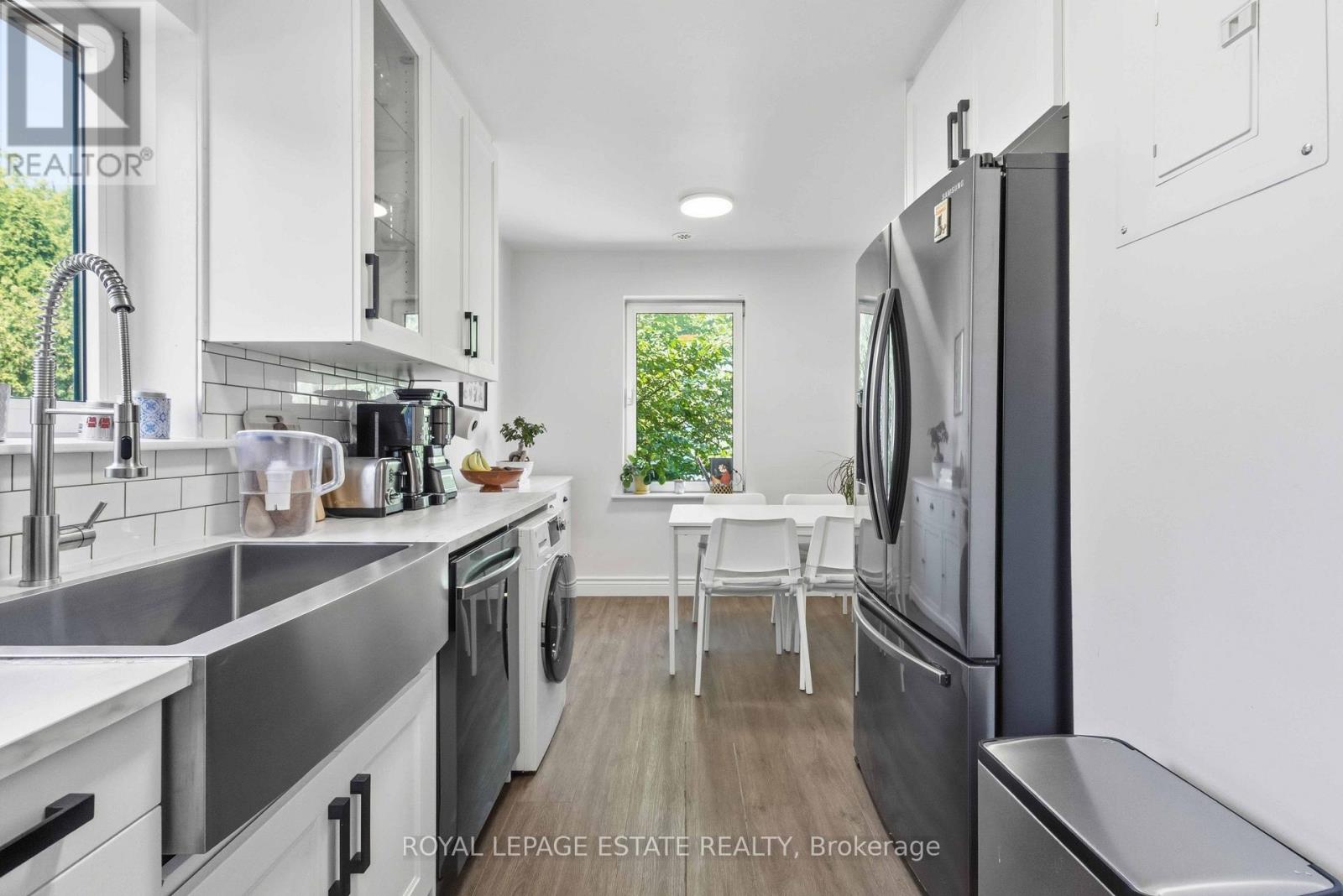 182 Coleman Avenue, Toronto, Ontario  M4C 1R4 - Photo 23 - E13658668
