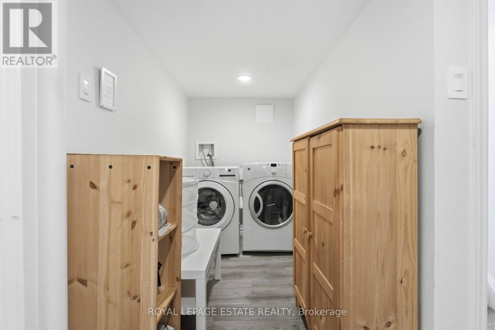 182 Coleman Avenue, Toronto, Ontario  M4C 1R4 - Photo 27 - E13658668