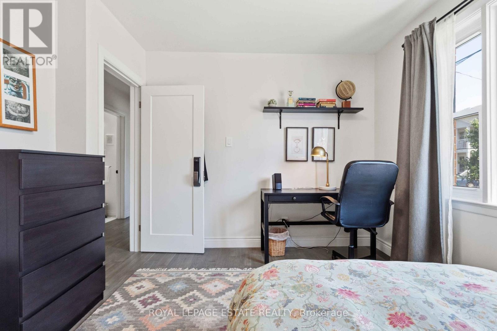 182 Coleman Avenue, Toronto, Ontario  M4C 1R4 - Photo 9 - E13658668