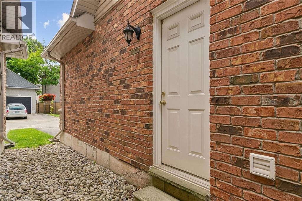 1173 Bellview Crescent Unit# 1, Burlington, Ontario  L7S 1C9 - Photo 44 - 40845739