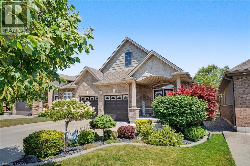 12 Silverwood Avenue, Welland, Ontario  L3C 0B7 - Photo 2 - 40852379
