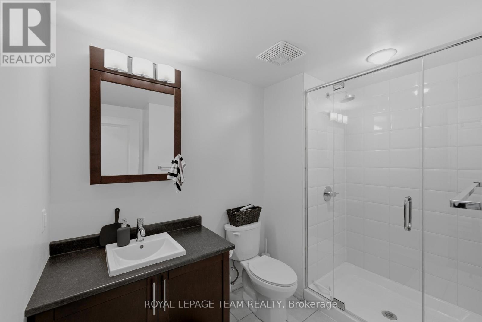 1002 - 242 Rideau Street, Ottawa, Ontario  K1N 0B7 - Photo 14 - X13658624
