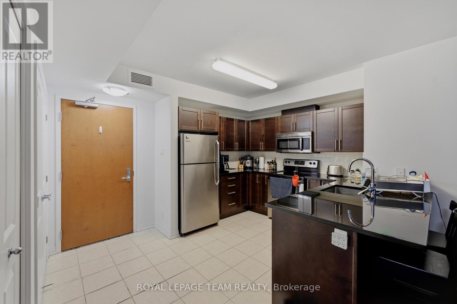 1002 - 242 Rideau Street, Ottawa, Ontario  K1N 0B7 - Photo 3 - X13658624