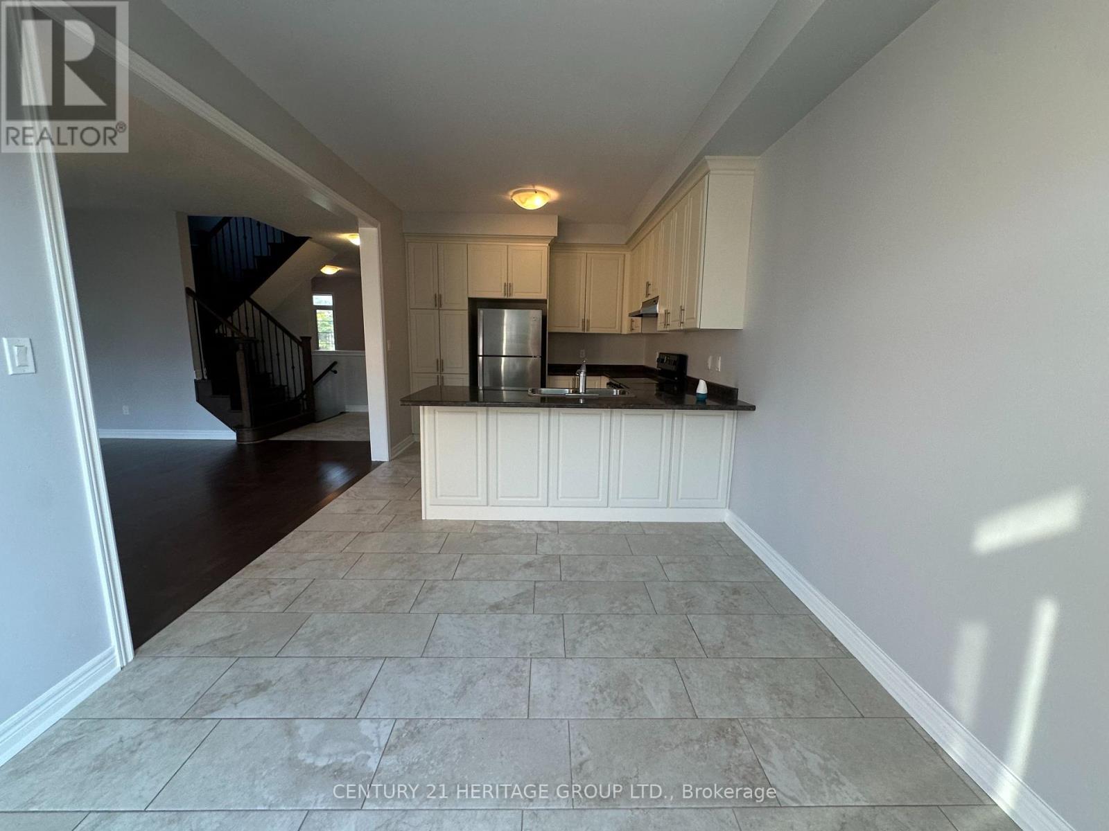 99 Cayton Crescent, Bradford West Gwillimbury, Ontario  L3Z 0V9 - Photo 11 - N13658460