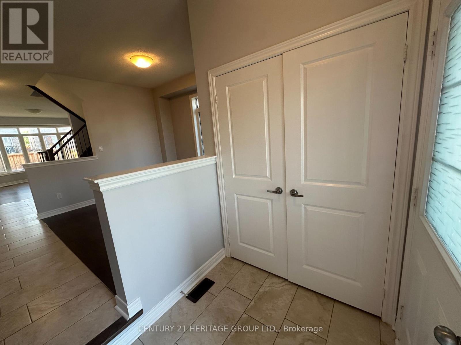99 Cayton Crescent, Bradford West Gwillimbury, Ontario  L3Z 0V9 - Photo 3 - N13658460