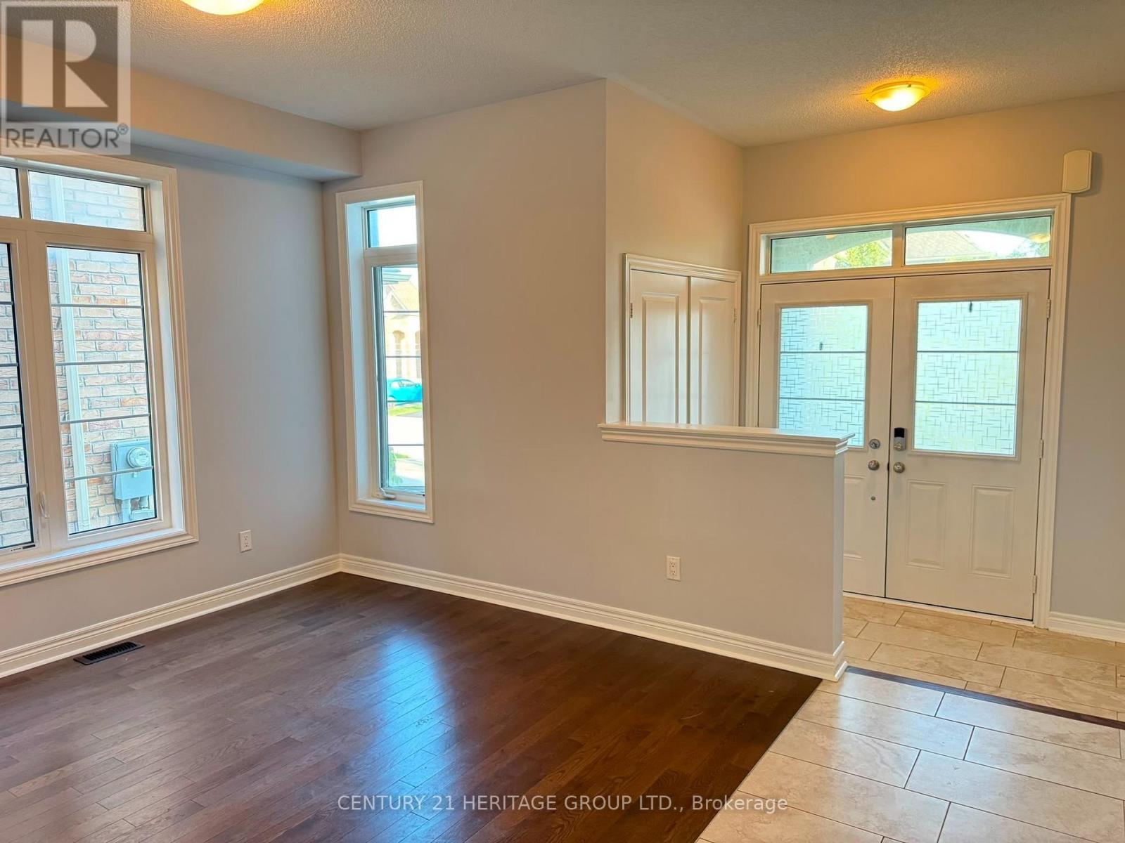 99 Cayton Crescent, Bradford West Gwillimbury, Ontario  L3Z 0V9 - Photo 5 - N13658460