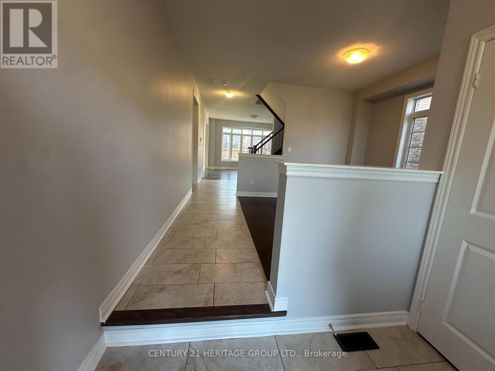 99 Cayton Crescent, Bradford West Gwillimbury, Ontario  L3Z 0V9 - Photo 6 - N13658460