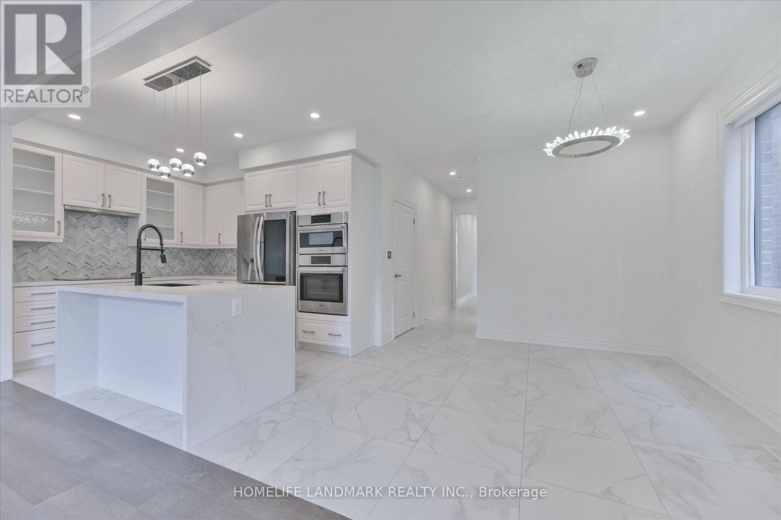 40 Boiton Street, Richmond Hill, Ontario  L4S 0M1 - Photo 7 - N13658516