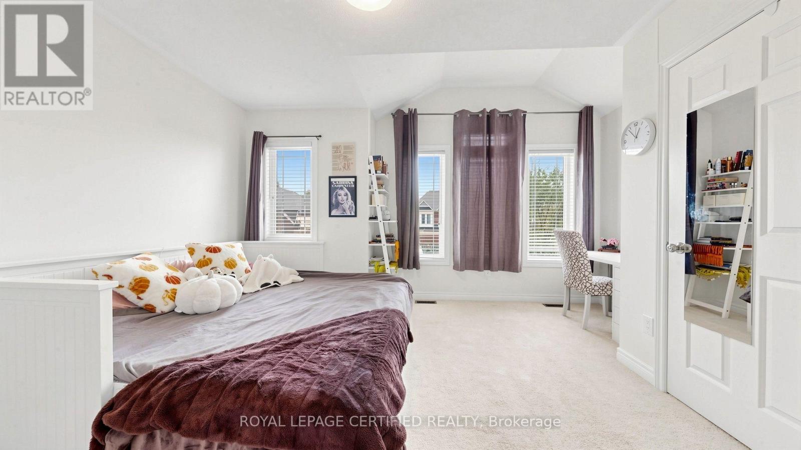 153 Romanelli Crescent, Bradford West Gwillimbury, Ontario  L3Z 0X6 - Photo 32 - N13658530