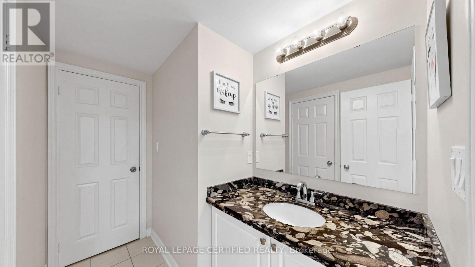 153 Romanelli Crescent, Bradford West Gwillimbury, Ontario  L3Z 0X6 - Photo 33 - N13658530