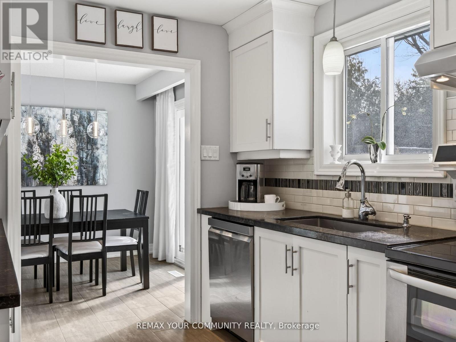 107 Orchard Heights, Aurora, Ontario  L4G 2Z8 - Photo 8 - N13658532