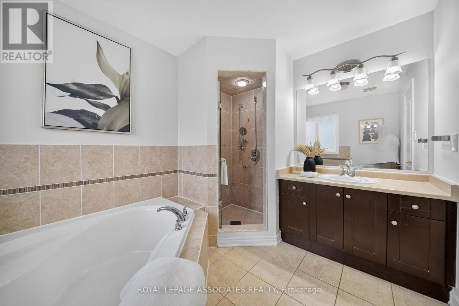 6 Radmore Place, Markham, Ontario  L6B 0G7 - Photo 32 - N13658606