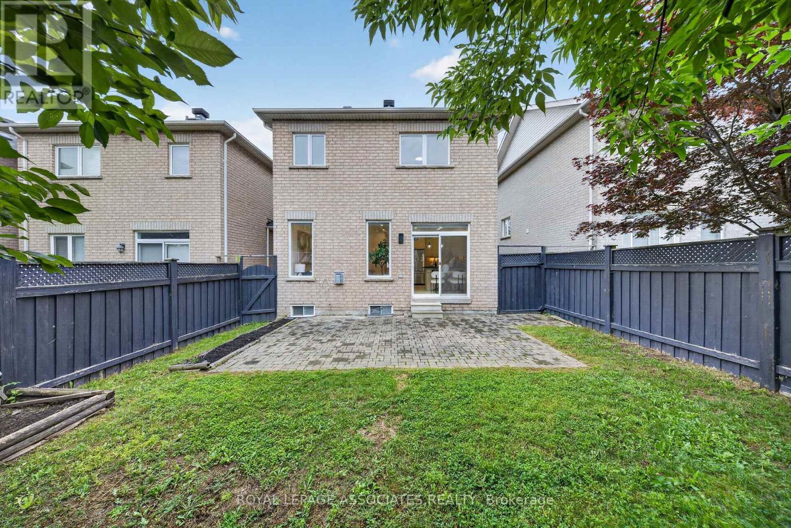 6 Radmore Place, Markham, Ontario  L6B 0G7 - Photo 36 - N13658606