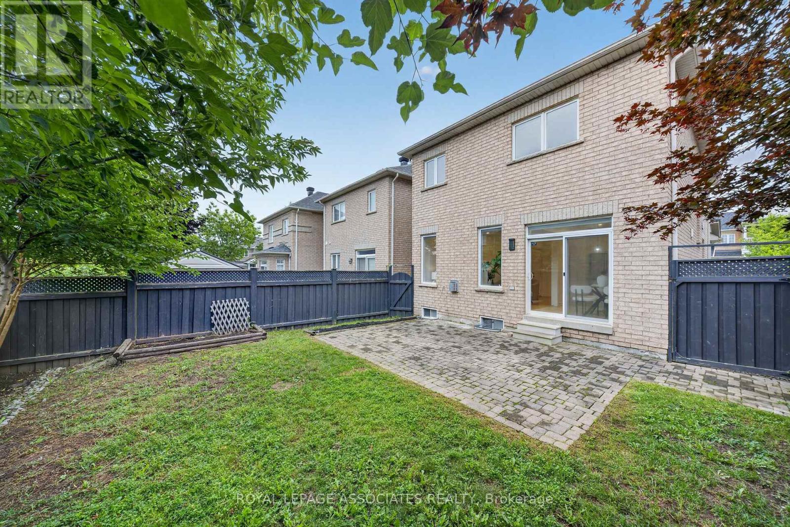 6 Radmore Place, Markham, Ontario  L6B 0G7 - Photo 37 - N13658606