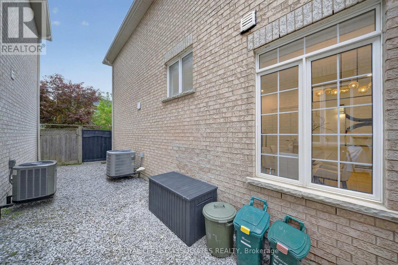 6 Radmore Place, Markham, Ontario  L6B 0G7 - Photo 39 - N13658606
