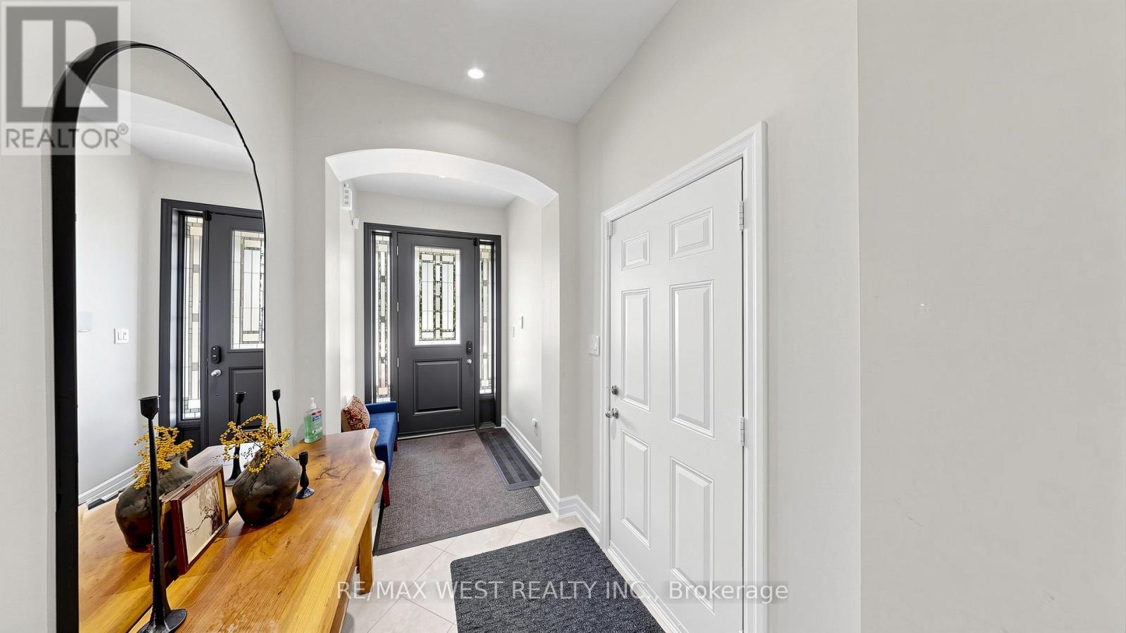 57 Alex Campbell Crescent, King, Ontario  L7B 0C2 - Photo 4 - N13658610