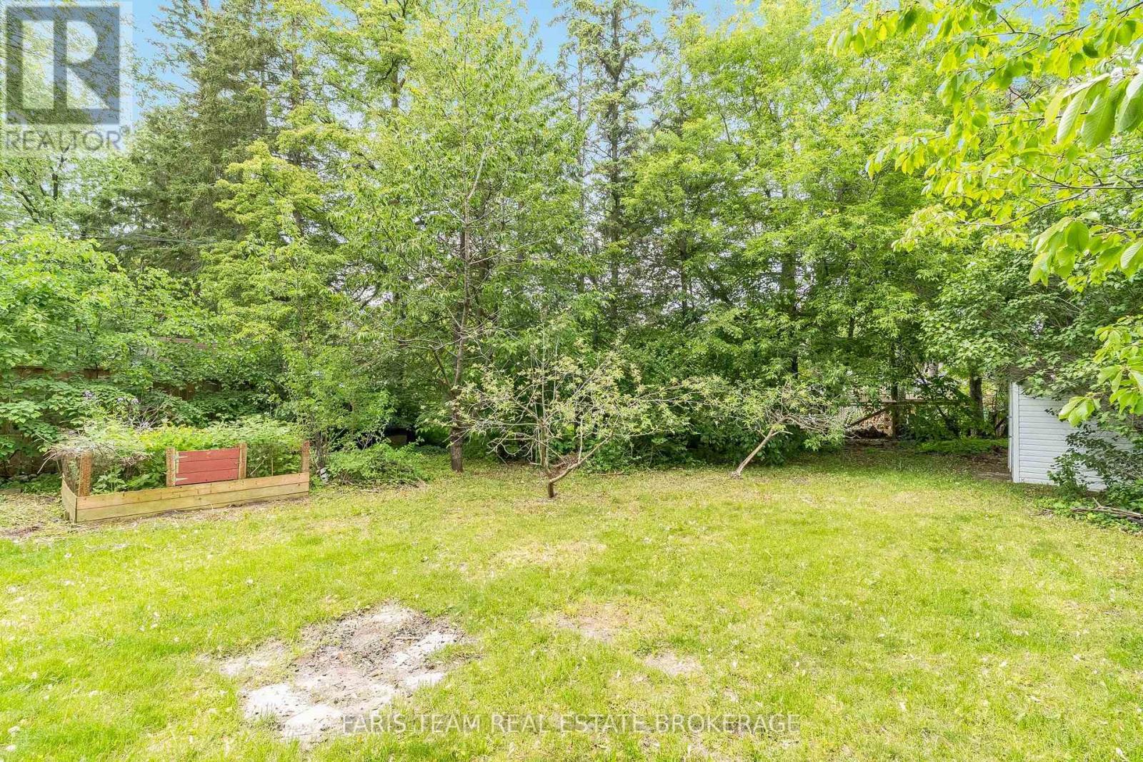 18 Holgate Street, Barrie, Ontario  L4N 2T5 - Photo 46 - S13658500