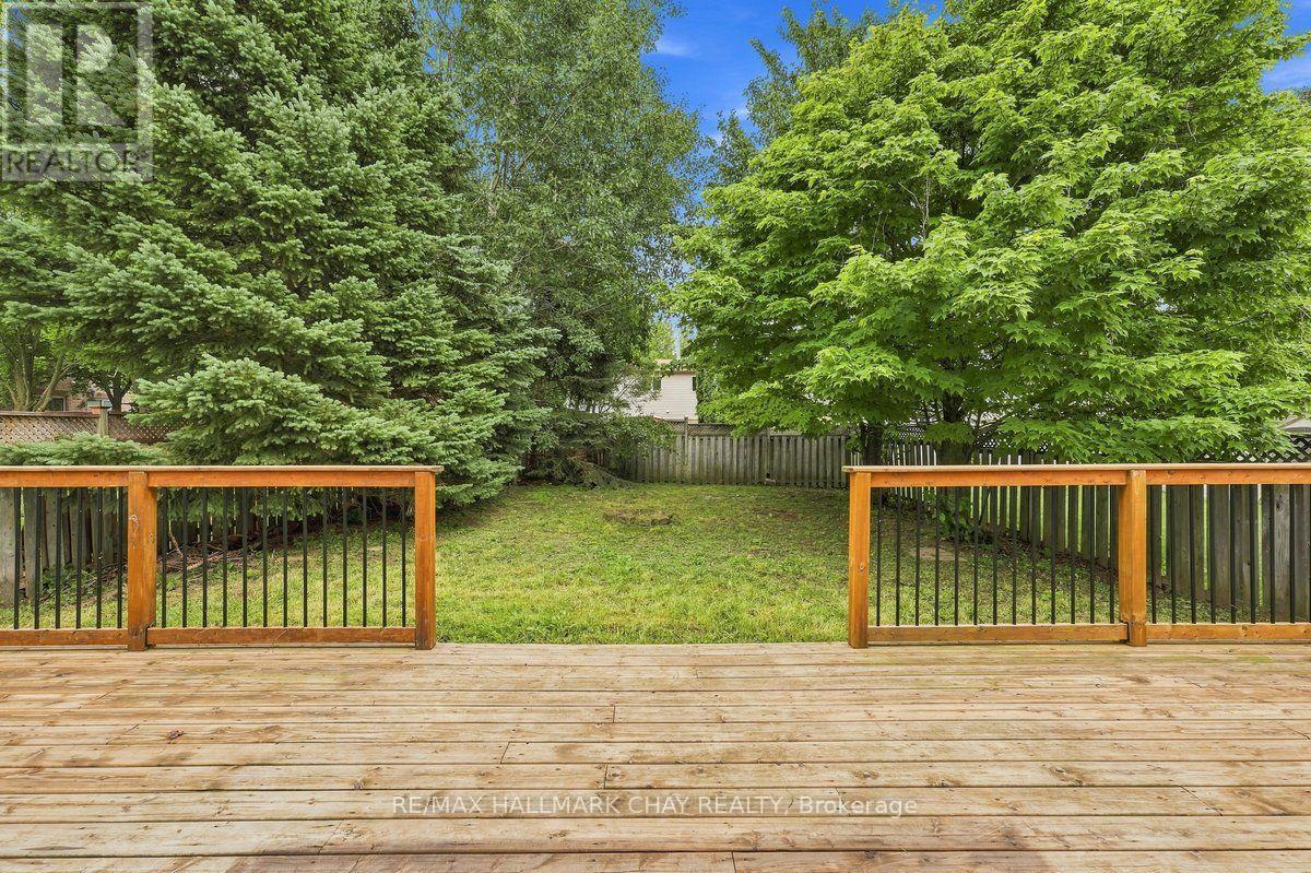 26 Whitehorn Crescent, Barrie, Ontario  L4N 8E4 - Photo 18 - S13658628