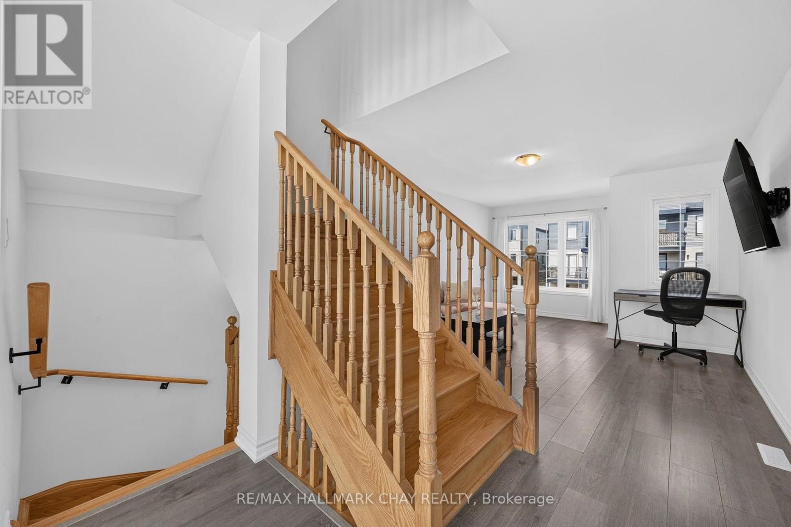 11 Pumpkin Corner Crescent, Barrie, Ontario  L9J 0T5 - Photo 13 - S13658636