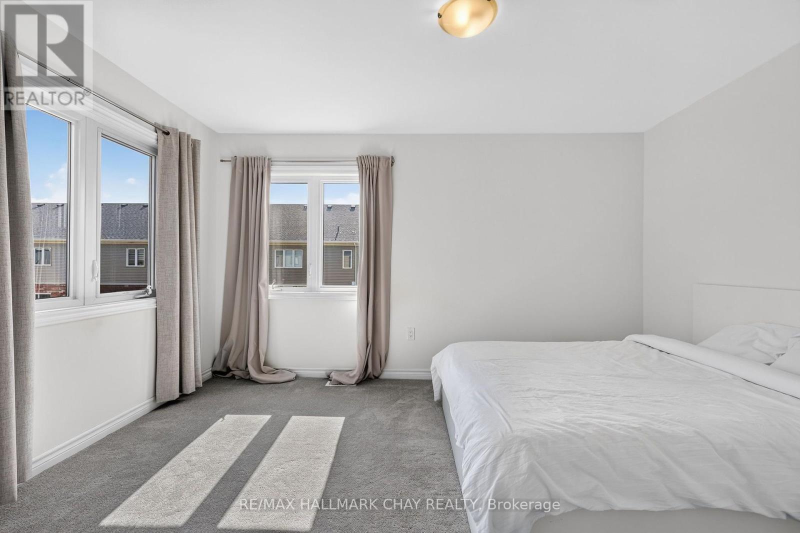 11 Pumpkin Corner Crescent, Barrie, Ontario  L9J 0T5 - Photo 20 - S13658636
