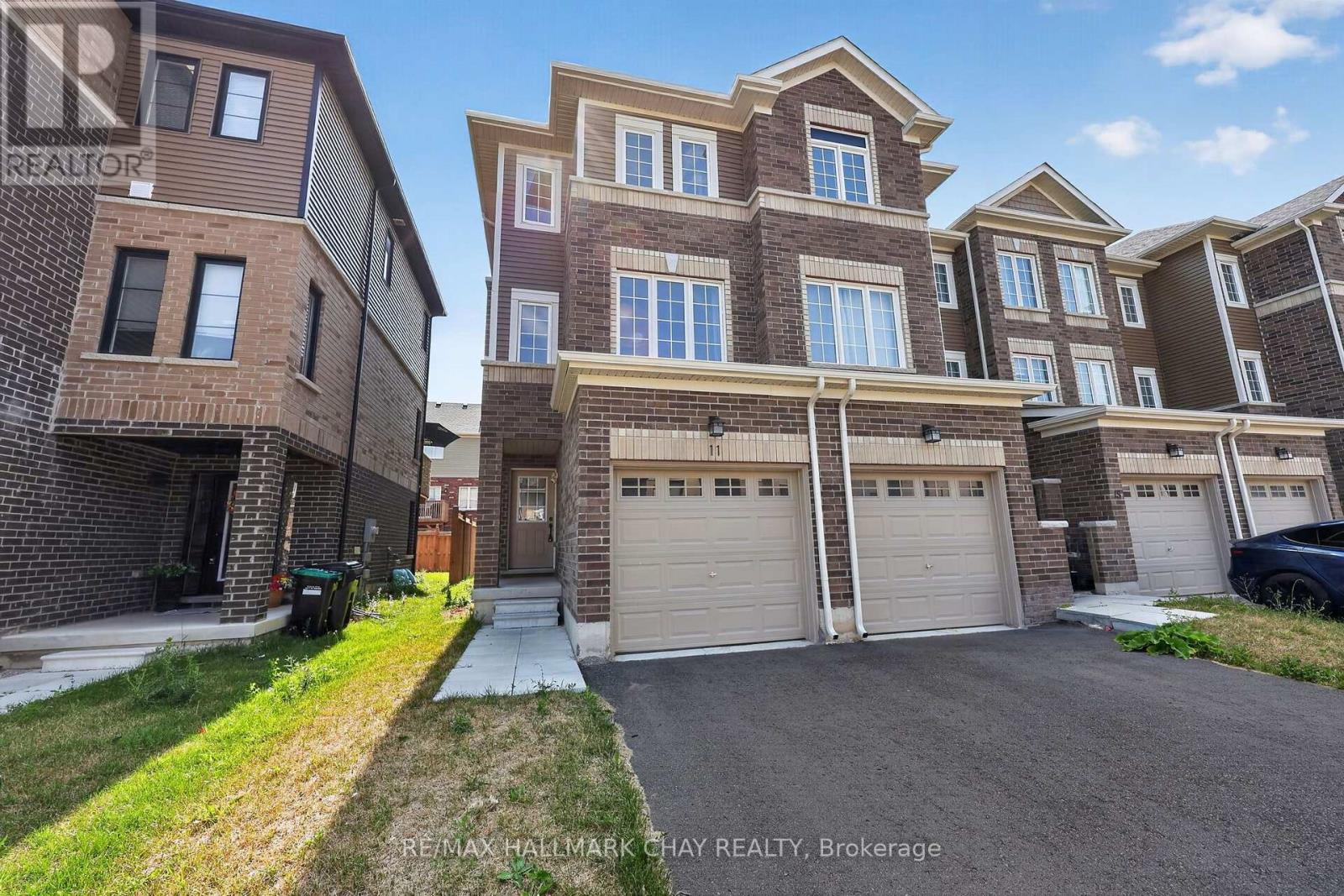11 Pumpkin Corner Crescent, Barrie, Ontario  L9J 0T5 - Photo 26 - S13658636
