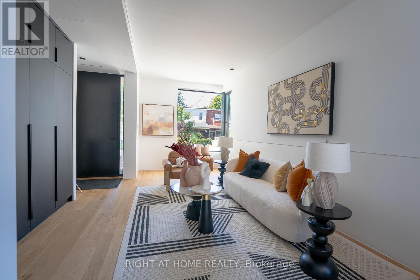 79 Northcote Avenue, Toronto, Ontario  M6J 3K2 - Photo 7 - C13646510