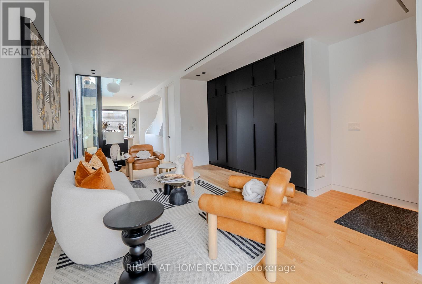 79 Northcote Avenue, Toronto, Ontario  M6J 3K2 - Photo 4 - C13646510