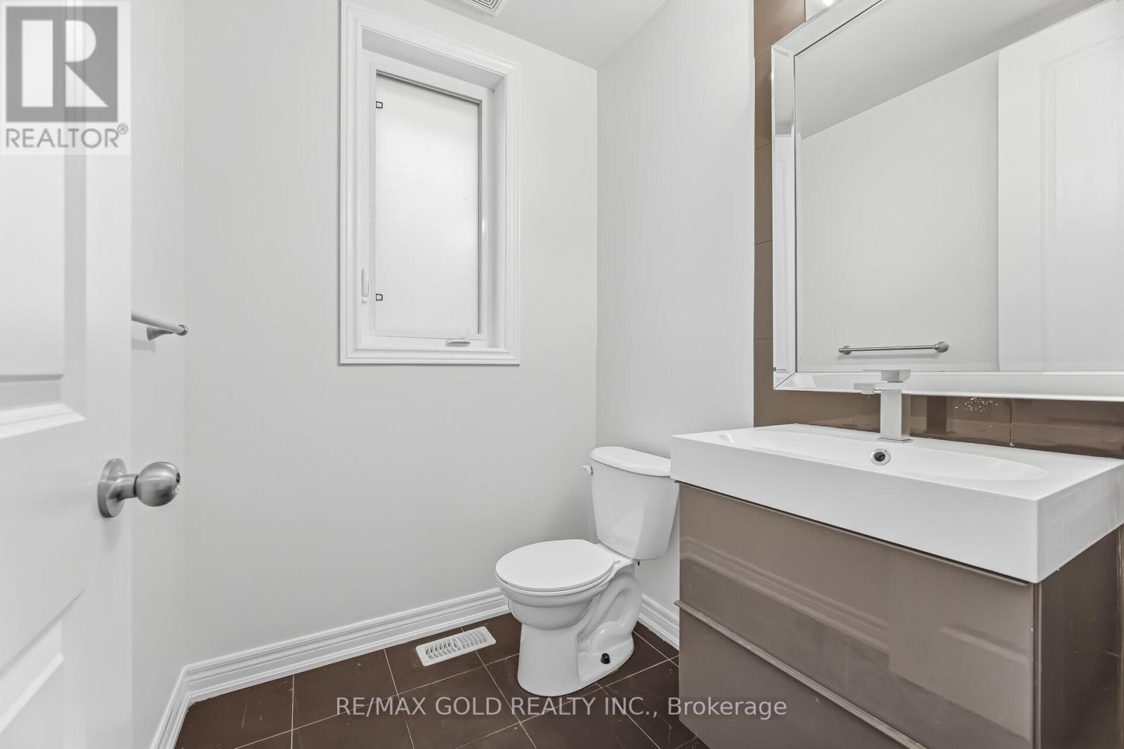 15 Junetown Circle, Brampton, Ontario  L6X 0X7 - Photo 15 - W13658418