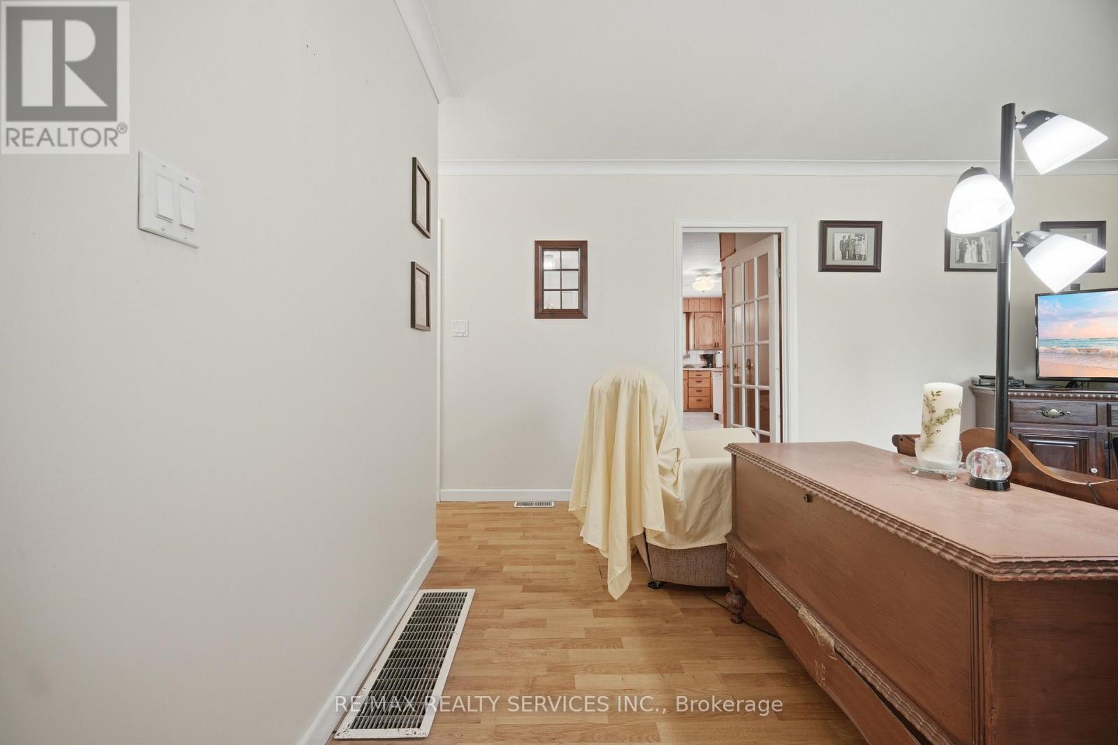 43 Maple Avenue, Caledon, Ontario  L7C 1J5 - Photo 10 - W13658524