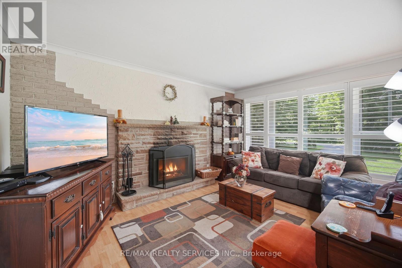 43 Maple Avenue, Caledon, Ontario  L7C 1J5 - Photo 11 - W13658524
