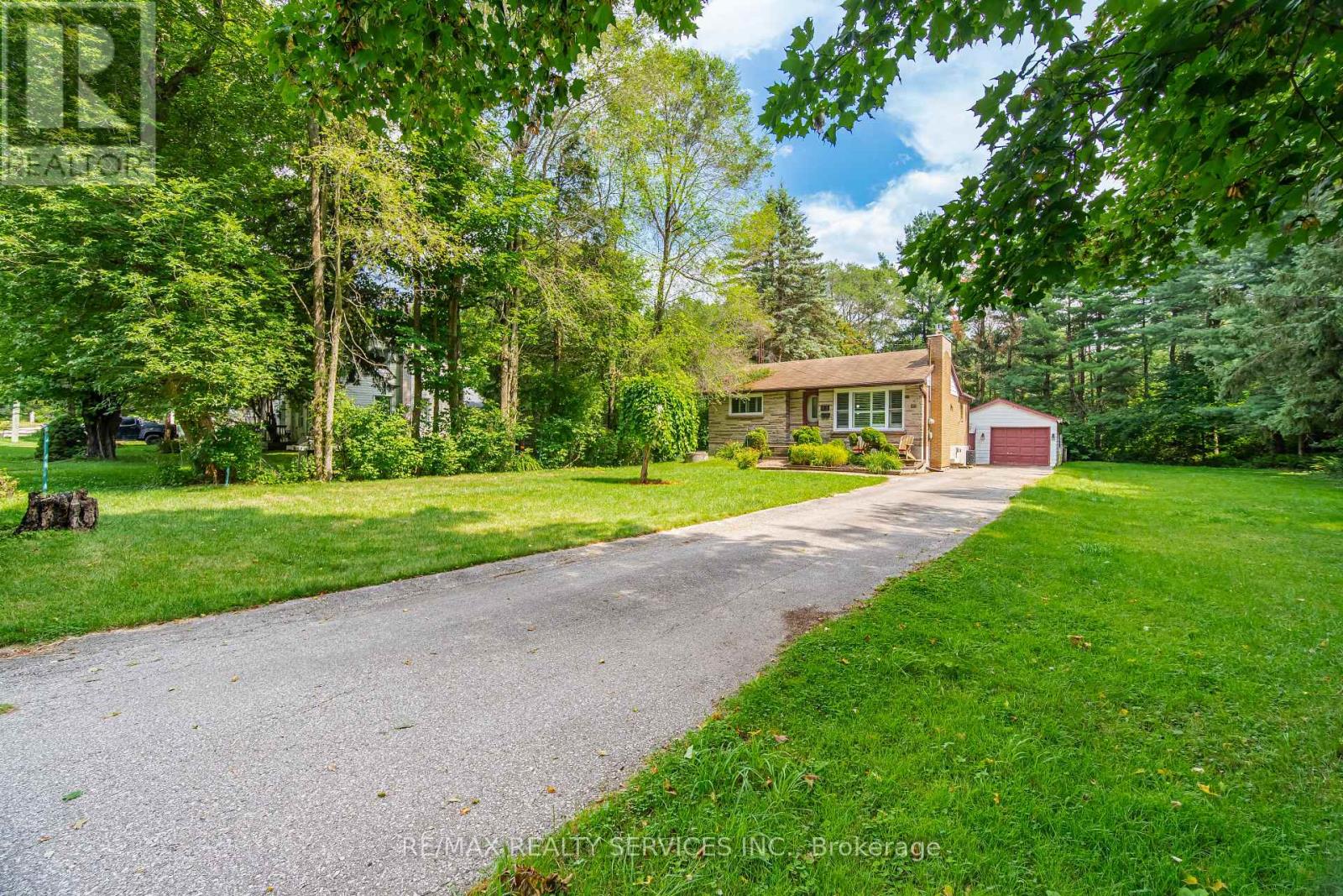 43 Maple Avenue, Caledon, Ontario  L7C 1J5 - Photo 2 - W13658524