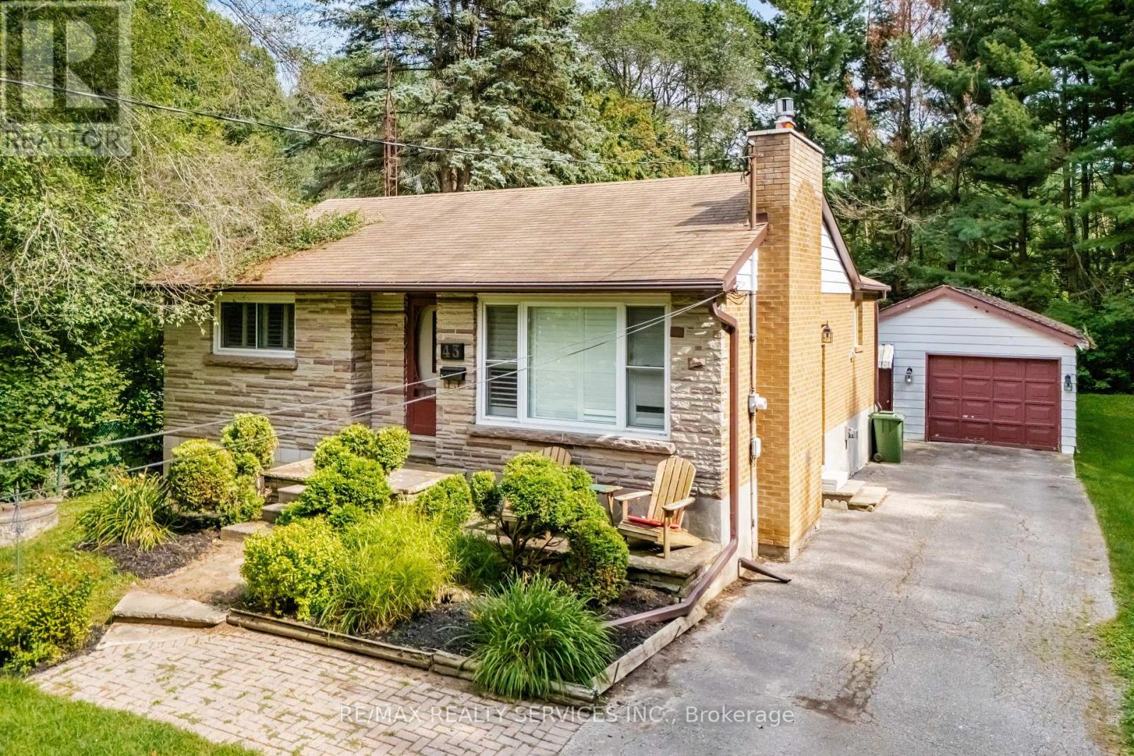 43 Maple Avenue, Caledon, Ontario  L7C 1J5 - Photo 5 - W13658524