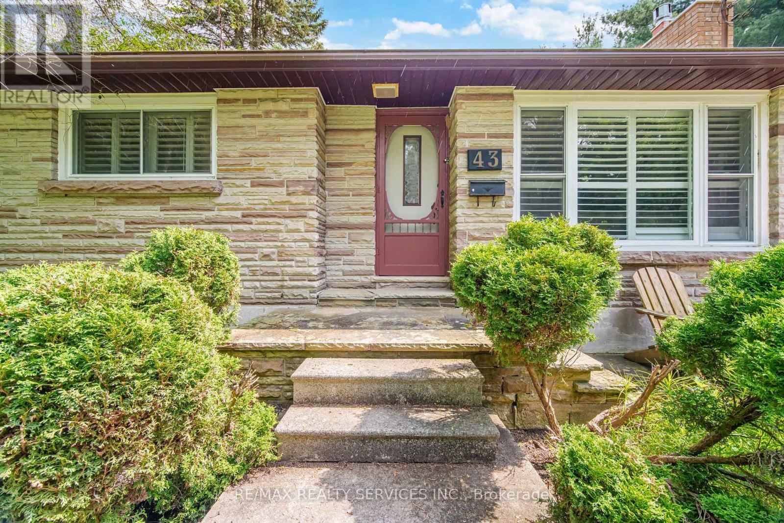 43 Maple Avenue, Caledon, Ontario  L7C 1J5 - Photo 8 - W13658524