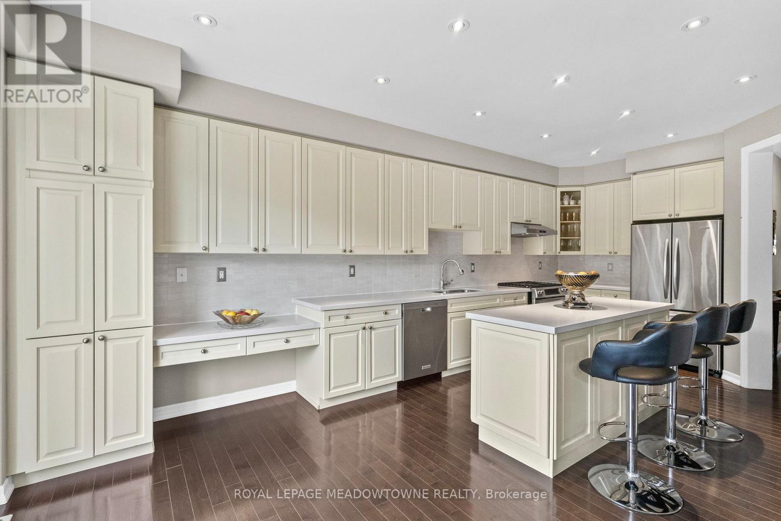 589 Bartleman Terrace, Milton, Ontario  L9T 6Z4 - Photo 12 - W13658556