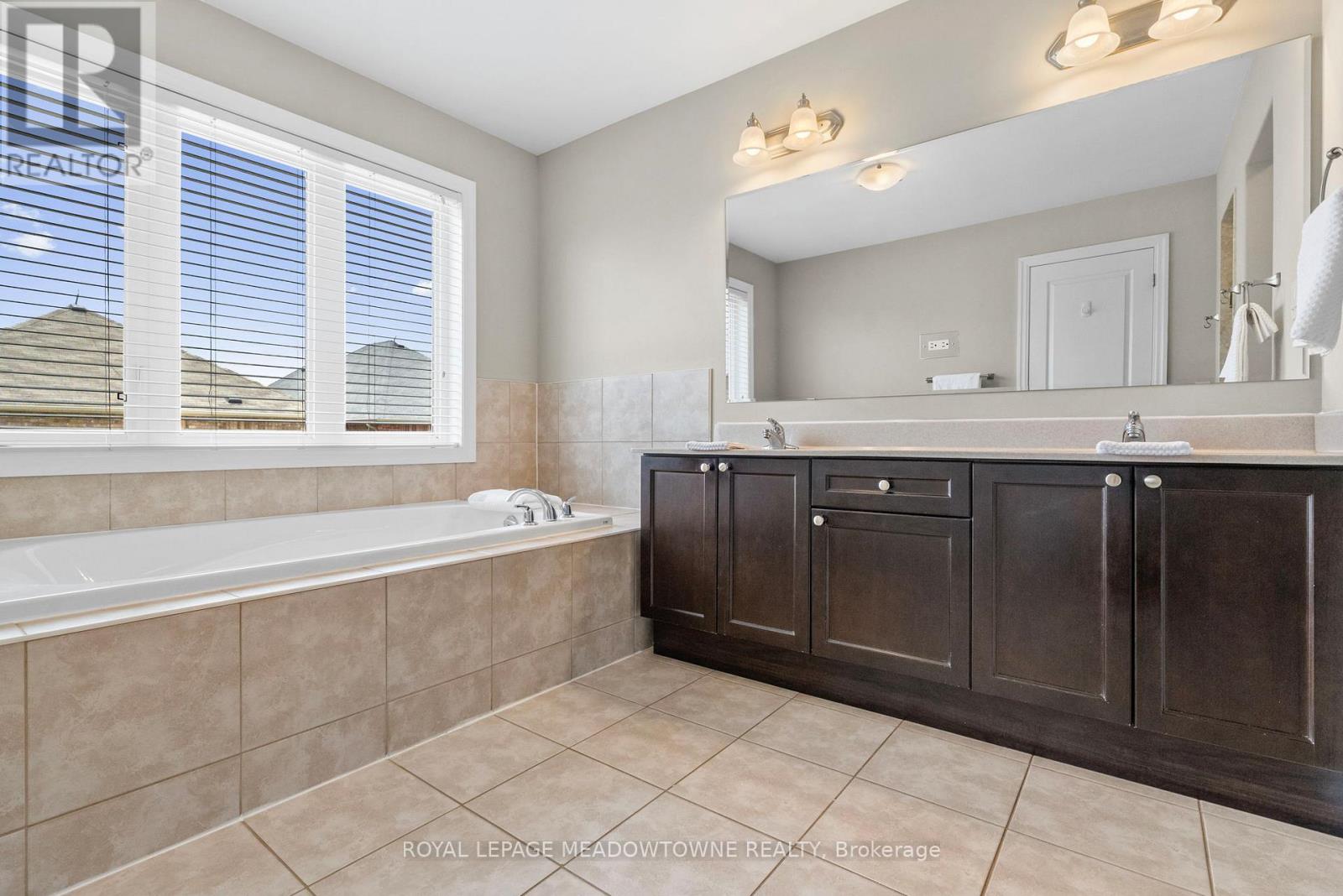 589 Bartleman Terrace, Milton, Ontario  L9T 6Z4 - Photo 33 - W13658556