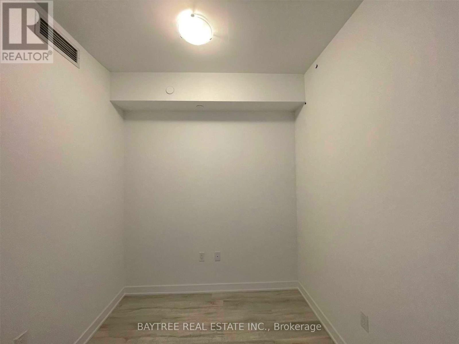 1406 - 4655 Metcalfe Avenue, Mississauga, Ontario  L5M 0Z7 - Photo 6 - W13658586