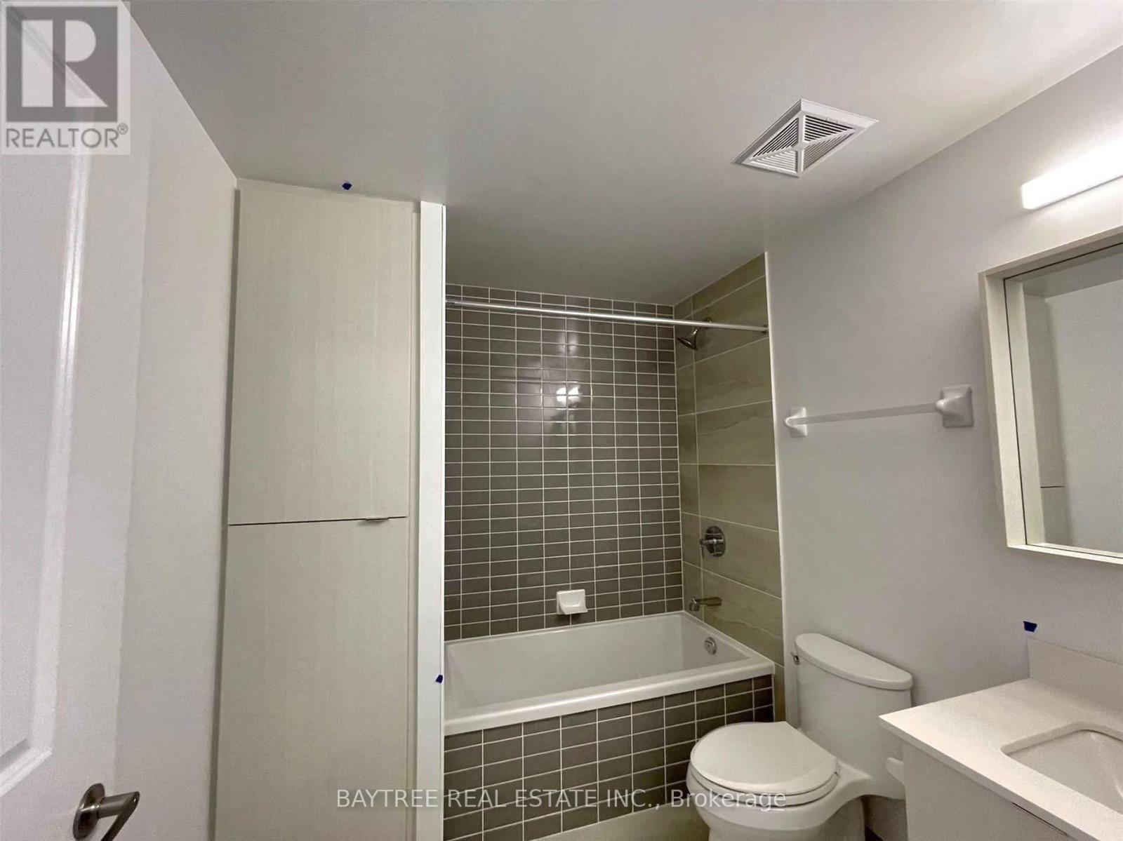 1406 - 4655 Metcalfe Avenue, Mississauga, Ontario  L5M 0Z7 - Photo 8 - W13658586