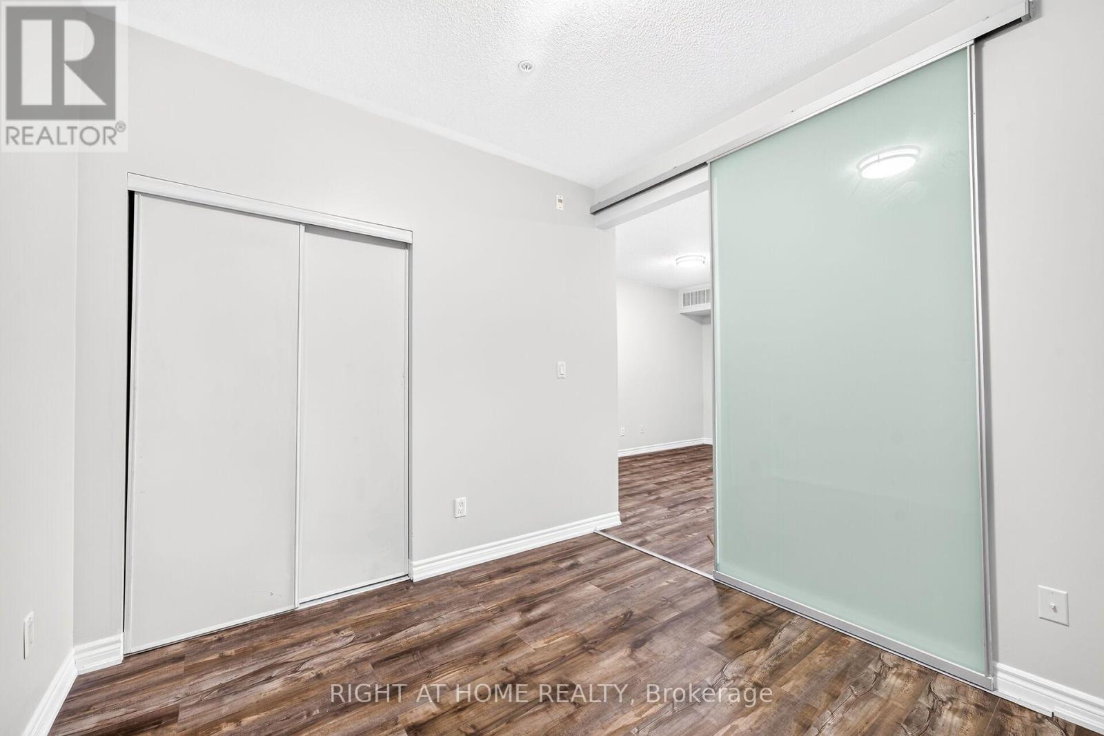 430 - 570 Lolita Gardens, Mississauga, Ontario  L5A 0A1 - Photo 27 - W13658664