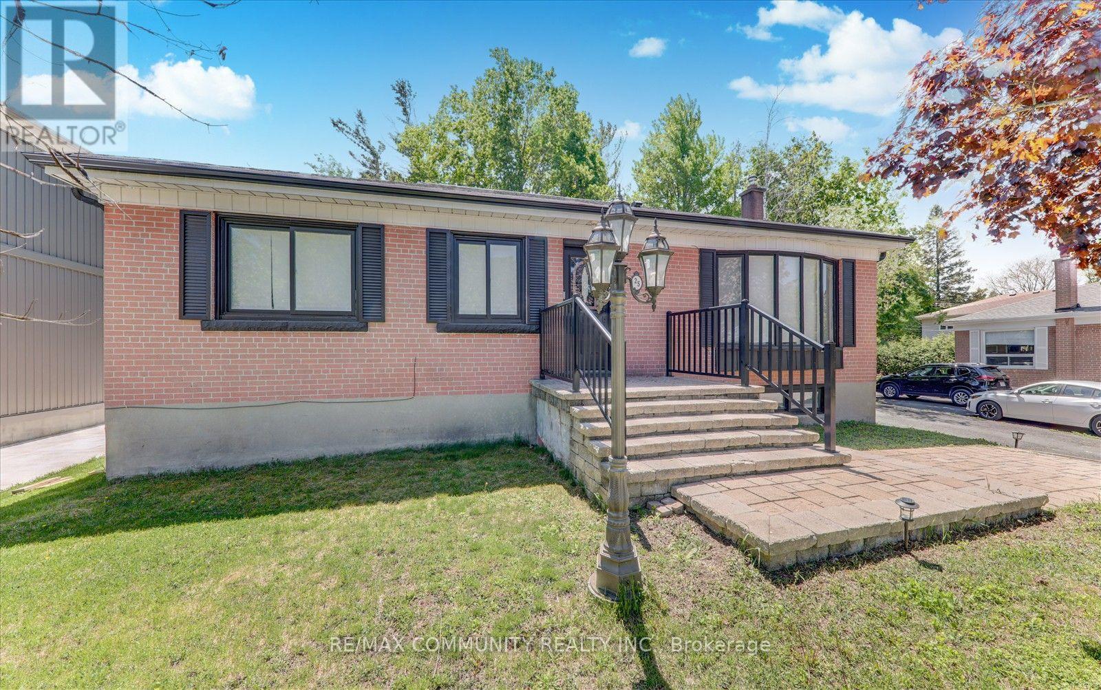 25 George Street, New Tecumseth, Ontario L9R 1M7 - Photo 2 - N13529758